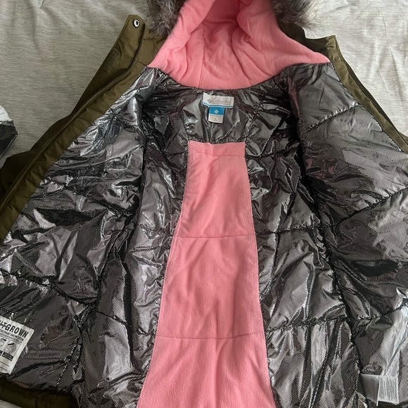 Brand New Columbia Winter Coat - Picture 3 of 3